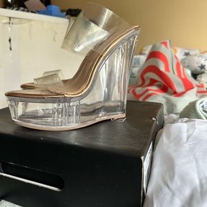 NEW Fashion nova wedges.